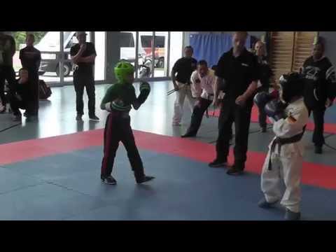 2014-09-27 DM-AFSO Tyler Felde Sieg im Halbfinale LK Jungs -33Kg - Sugambrer Fightclub