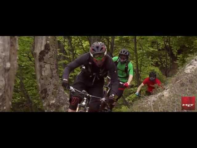 Video Teaser für MET’s Parachute.  Some people considered it a utopian dream.