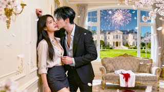 Download lagu Cinta pertama adalah bos dingin. Pesan berani terkirim keliru, ia datang ke kamarku. mp3