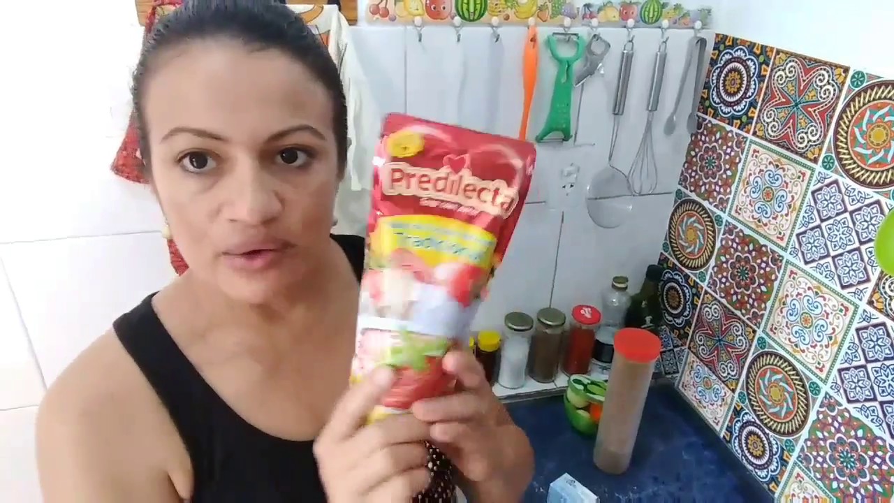 Watch Now Como faço minha macarronada/ molho delicioso 😋 Como faço minha macarronada/ molho delicioso 😋