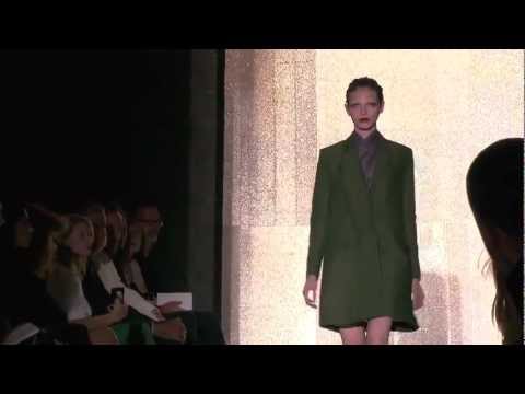 Yves Saint Laurent Spring 2012 Fashion Show