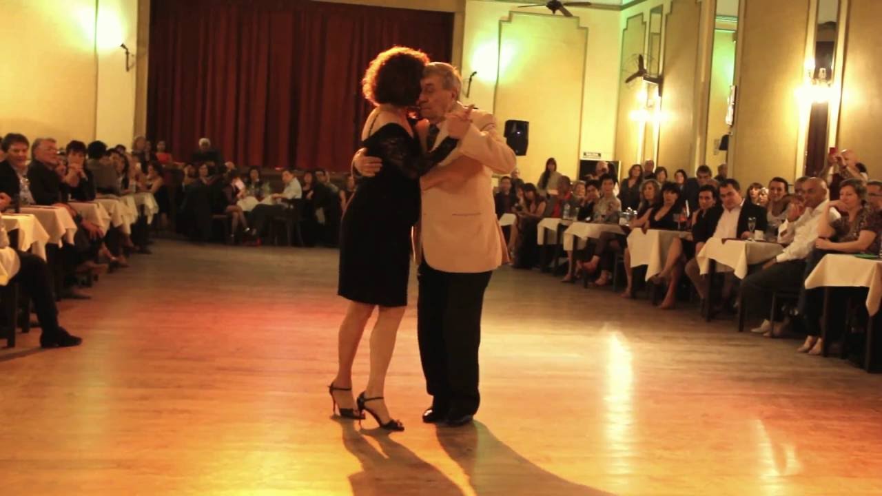 Copia di Susana Miller y Raul "Pato" Capelli - Milonga de Gala - Milongueando 2016