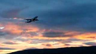 preview picture of video 'Air Canada A-319 taking off from Stephenville Airport'