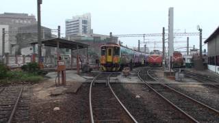 preview picture of video '集集線柴油客車於彰化扇形車庫調度加油 Fuel the diesel rail car at changhua roundhouse'