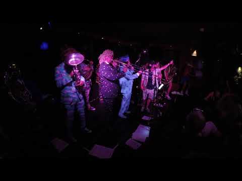 Ze Quaffeurz - The Final Team F (The Final Countdown / The A-Team / Axel F medley)