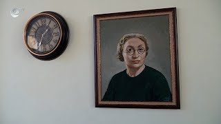 Художникът Иван Стойчев нарисува първия портрет на Параскева Ванкова, дари го на СУ “Отец Паисий“