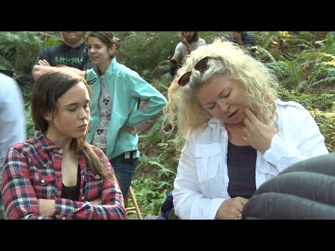Into the Forest (Featurette 'The Woman of Into the Forest')
