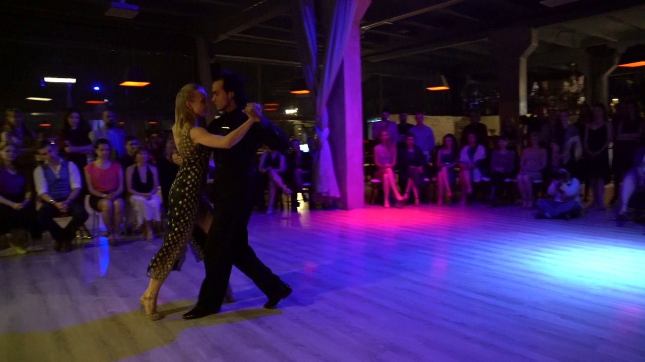 Show Juan Manuel Rosales y Liza Rosales 2-3