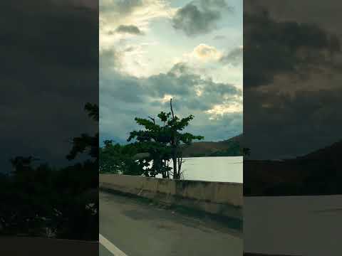 Veja o rio Paraíba do Sul com toda sua grandeza visto pela BR 393 no estado do Rio de Janeiro