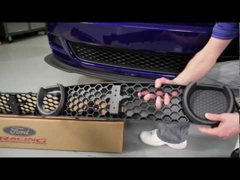 Mustang Boss 302 Grille With Pony Emblem & Fog Light Deletes (2013-2014)