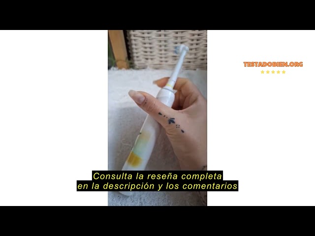 Vídeo relacionado con Oral-B Junior Cepillo de Dientes Eléctrico con Mango de Star Wars Recargable, Tecnología Braun y 1 Cabezal de Recambio, Apto para Niños Mayores de 6 años