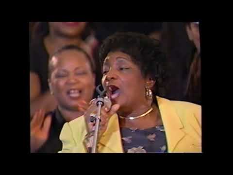 Rev. Cleophus Robinson & The Robinson Family - Well Well Well