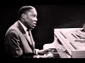 Memphis Slim 'Baby Doll' live 1965