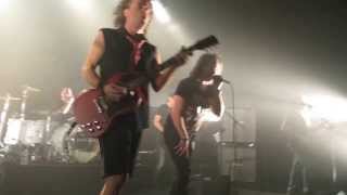 HIGH VOLTAGE - TNT / LIVE ANNECY - BRISE GLACE / LE PERE NOEL EST UN ROCKER 2013