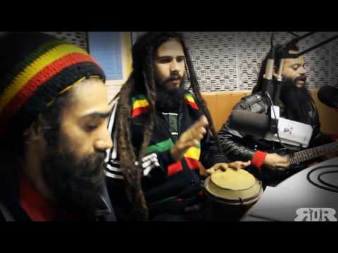 Nazireu Rupestre Flor do Deserto acustico   no Revolução Reggae