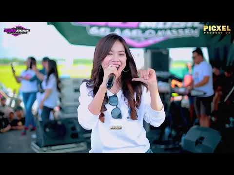 BERPISAH DI UJUNG JALAN-DINDA TERATU GG MUSIC KAMPANYE AKBAR relawan