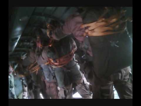 Saut commémoratif juin 2016 La Fière Sainte Mère Eglise