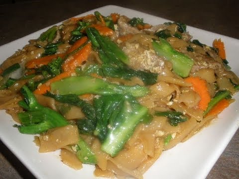 How to make Me Ka Tang (Flat Rice Noodle)