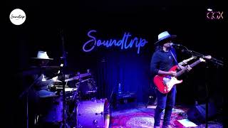 Download lagu Soul On Fire Gugun Blues Shelter live At Soundtrip Jakarta mp3