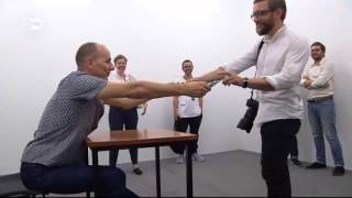 Art Basel: Arte de carne y hueso | Euromaxx