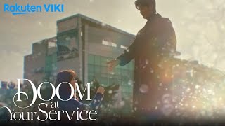 Doom at Your Service - EP1  Park Bo Young Holds Se