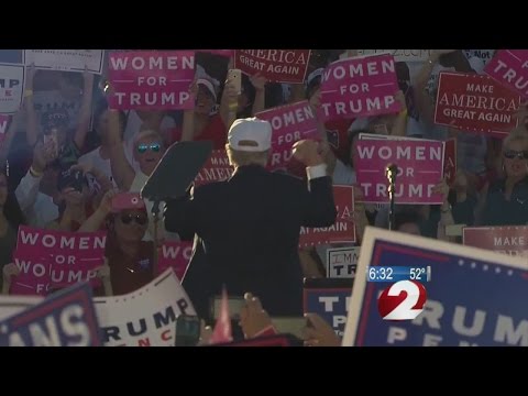 Clinton & Trump hit campaign trail 15 days until the election