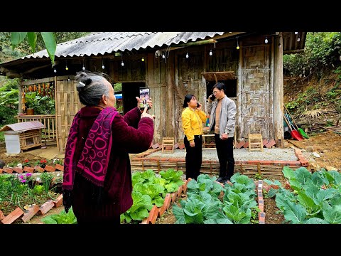 Happy Day : Poor girl touched when CEO Lee and his grandmother give her a meaningful gift.