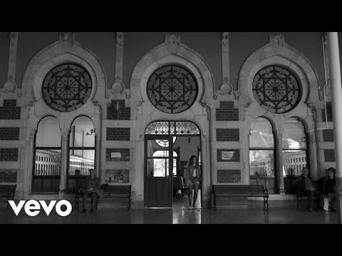 Esra Üçcan - L'Amour