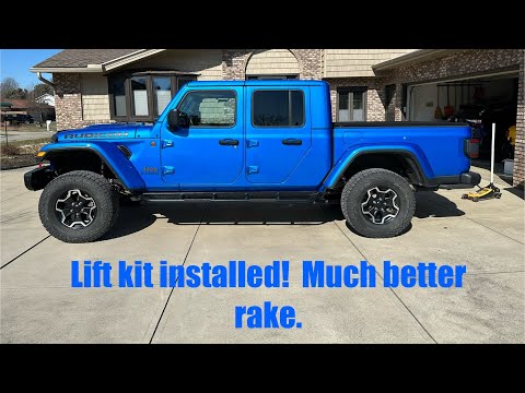 2020 Jeep JT Gladiator Rubicon - Going up! Installed Rough Country 2.5 & Daystar .75 lift spacers.