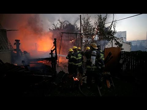إجلاء عشرات الآلاف من مدينة حيفا شمال إسرائيل بسبب الحرائق
