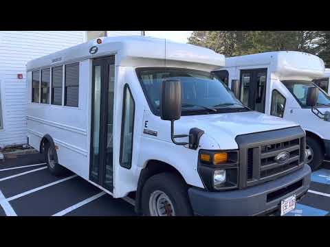 2017 Ford E350 Starcraft Prodigy LP (Bus E walkaround)