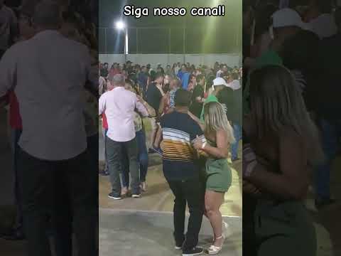 Vamos dança #passossertanejos #roça #vidanaroça #agro #minasgerais #vidareal  #mulherbonita