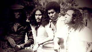 Download lagu Apuse - Black Brothers HD Lyrics mp3 Download lagu Apuse - Black Brothers HD Lyrics mp3