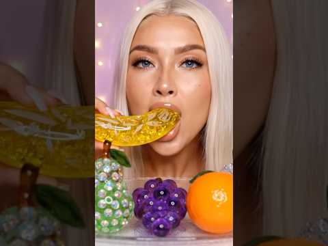 GLASS BANANA 🍌 #aiasmr #eating #eatingsounds #mukbang #eatingvideos #aigenerated #asmr #banana