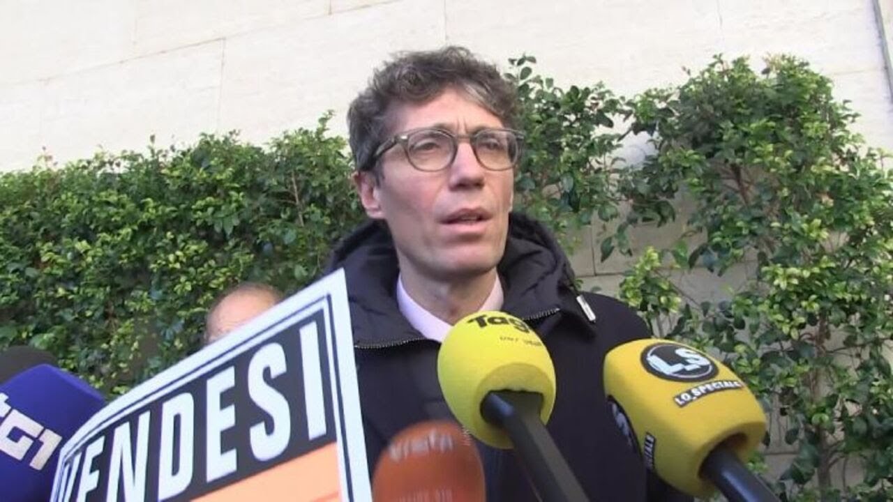 Manovra, Magi (+Europa): "Affiggano cartello 'Vendesi', hanno svenduto la democrazia"