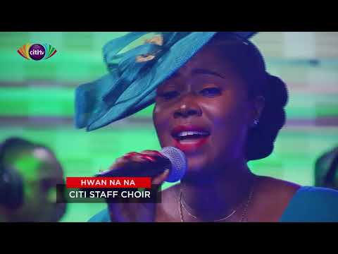Frema Adunyame and Citi Staff Choir perform 'Hwan na na' | Colours of Christmas