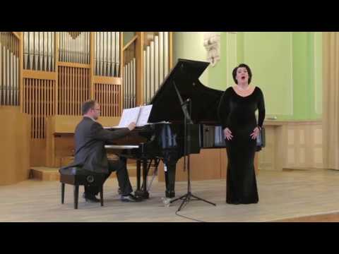 Natalia Majewska-Marszałek aria Violetty z I aktu opery "Traviata" G. Verdi