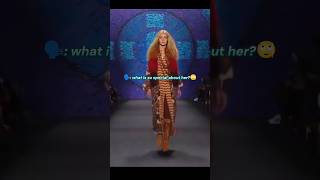 Gigi Hadid for Anna sui 15/16 #boybandfashion #fashion #catwalktour#fashionshow #btsfashion #catwalk