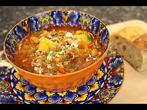 Ground turkey and vegetable soup/so hearty and delicious!!