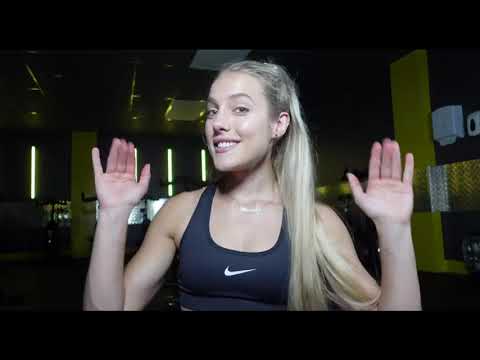 Model Huge Biceps 495.