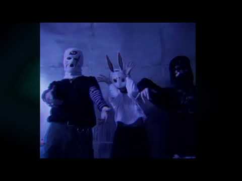 K SMUG - bE My BITcH