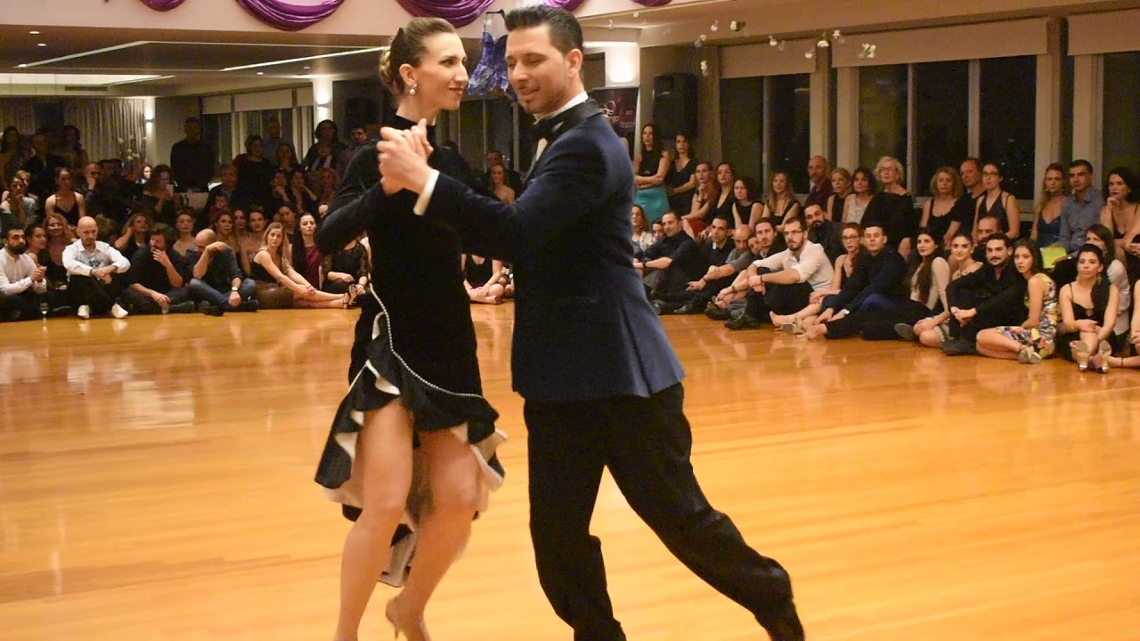 Cómo Las Margaritas - Dionisis Theodoropoulos & Chloe Theodoropoulou 1/2