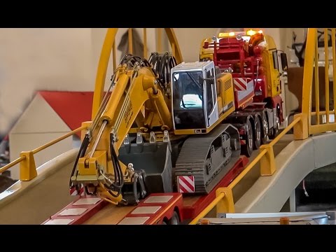 RC truck excavator transport to the construction site! Amazing stuff!