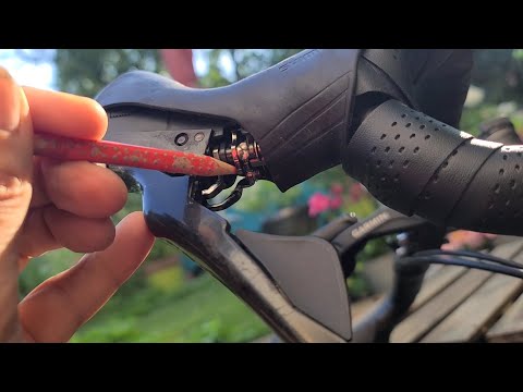 🚲 Shimano Ultegra Schaltbremsgriff reparieren. Schaltet nicht. Kleines Plastik Teil +Federn  prüfen