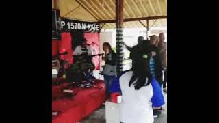 Download lagu berkasih mesra( koes plus cover) byBAYU n friends..@piston kafe jogja mp3