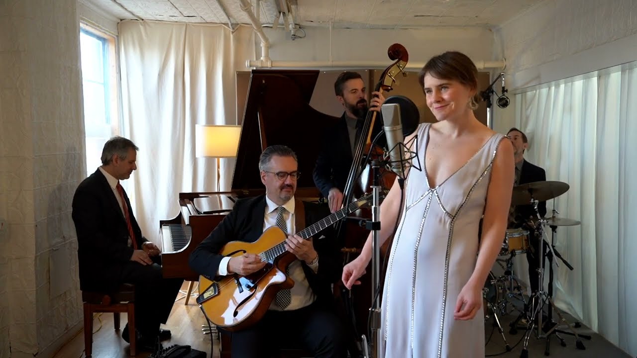 Promotional video thumbnail 1 for The Smoke Rings