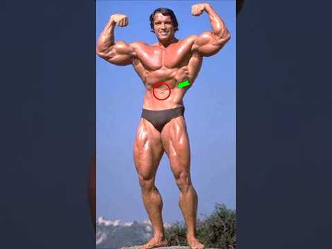 ARNOLD IN 1969 VS 1976🥶ARNOLD POSE👑 BODYBUILDING AURA☠️ #arnoldschwarzenegger #mrolympia#shorts#fyp