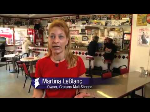 Cruisers Malt Shoppe - Gardner, MA (Phantom Gourmet1