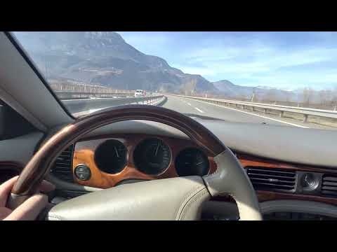 JAGUAR XJ8 4.0 LA CLASSE DEL RUGGITO DEL GIAGUARO