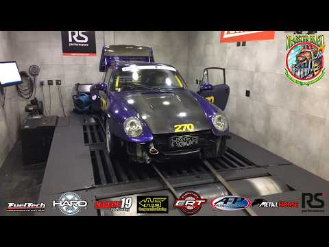 Porsche no dinamômetro da Hard Garage